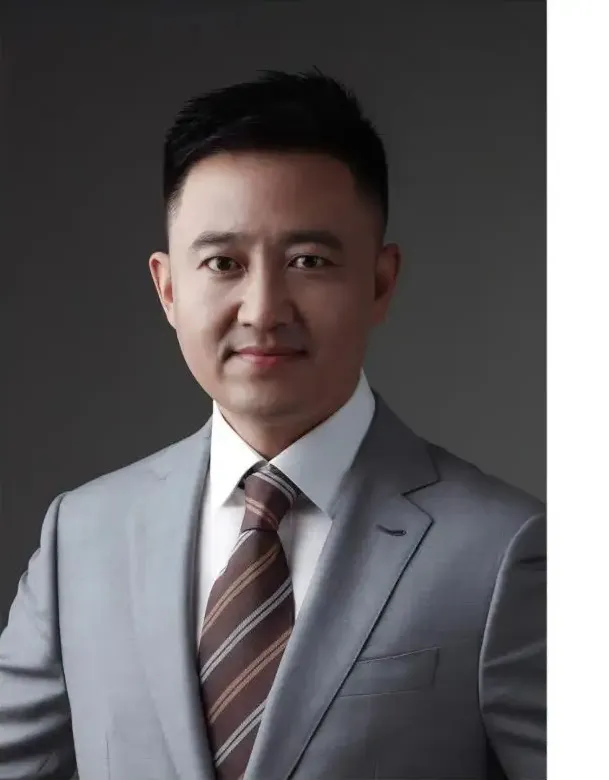 Hu Jian and the BSC maker incubator