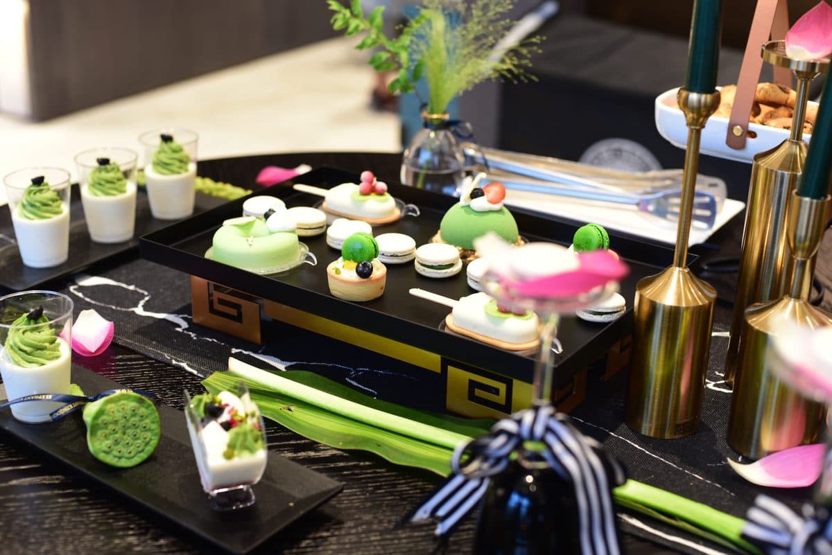 Dessert and refreshment styling on launch day