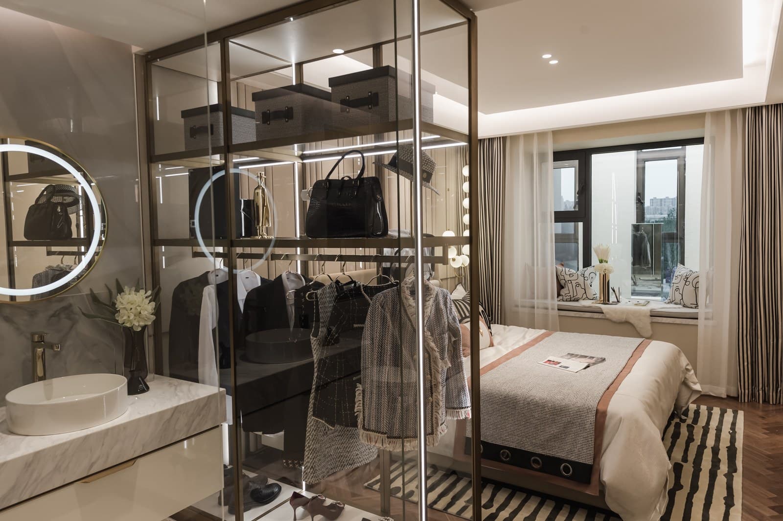 Show flat: bedroom and dressing room