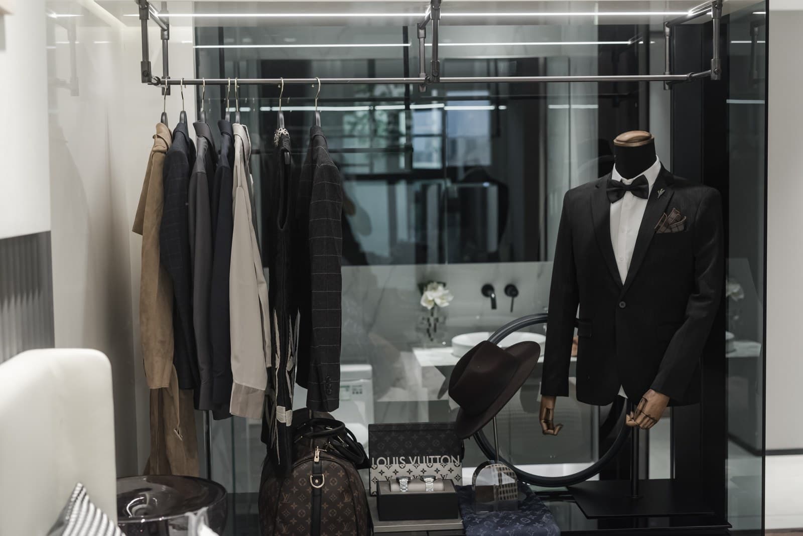 Show flat: the dressing room, hung