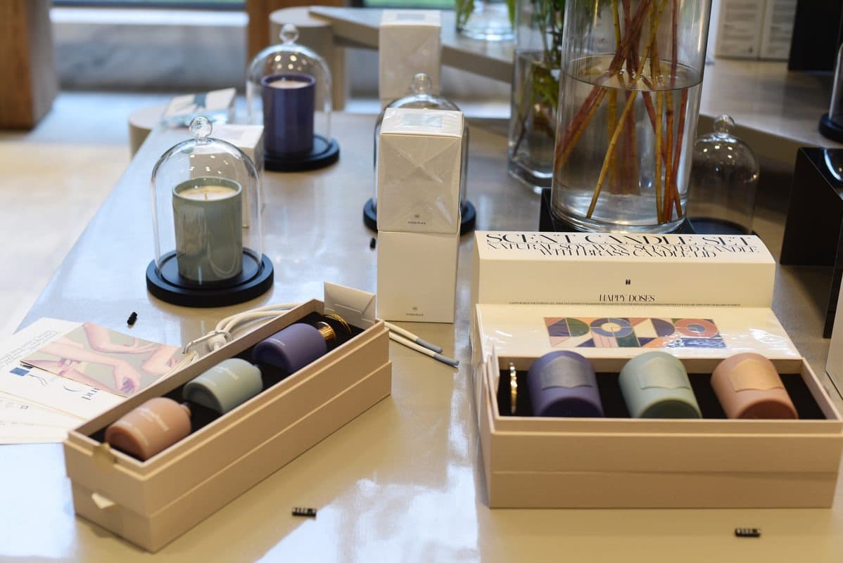 Launch-day gift boxes